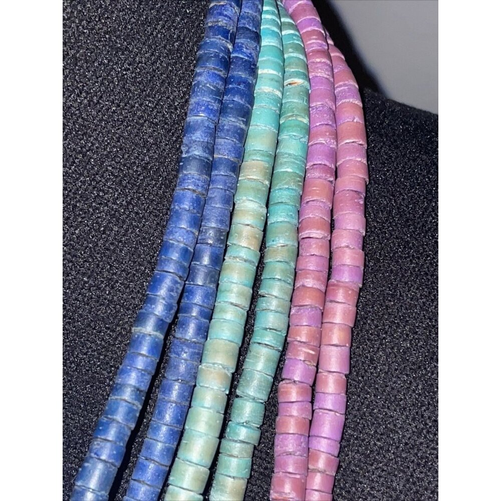 Vintage multi strand multi color purple green & blue wood beaded necklace Circle - Picture 5 of 15